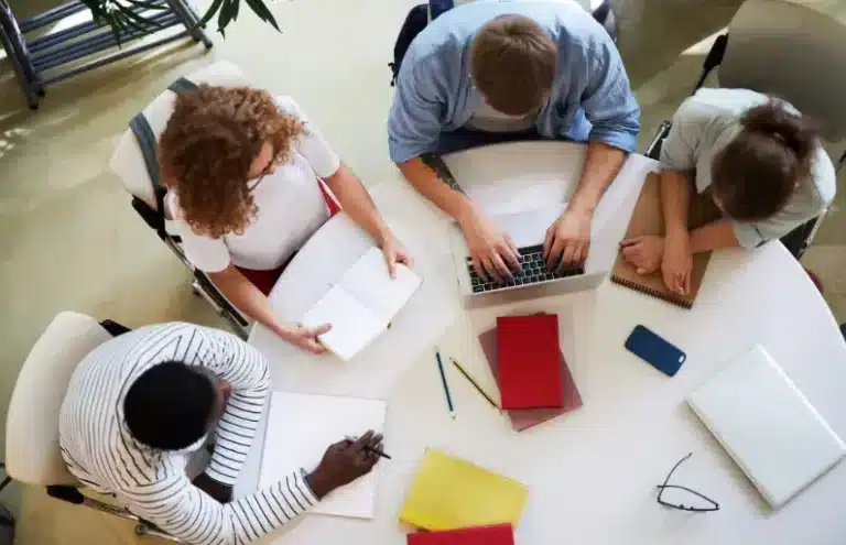 Come applicare il modello 70 20 10 all'apprendimento aziendale?