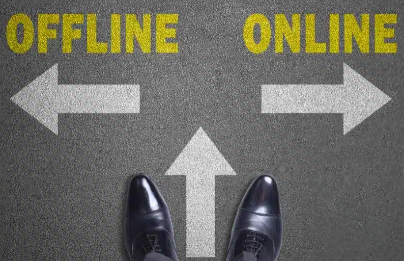 Comparativa de formación online vs. presencial para empresas​